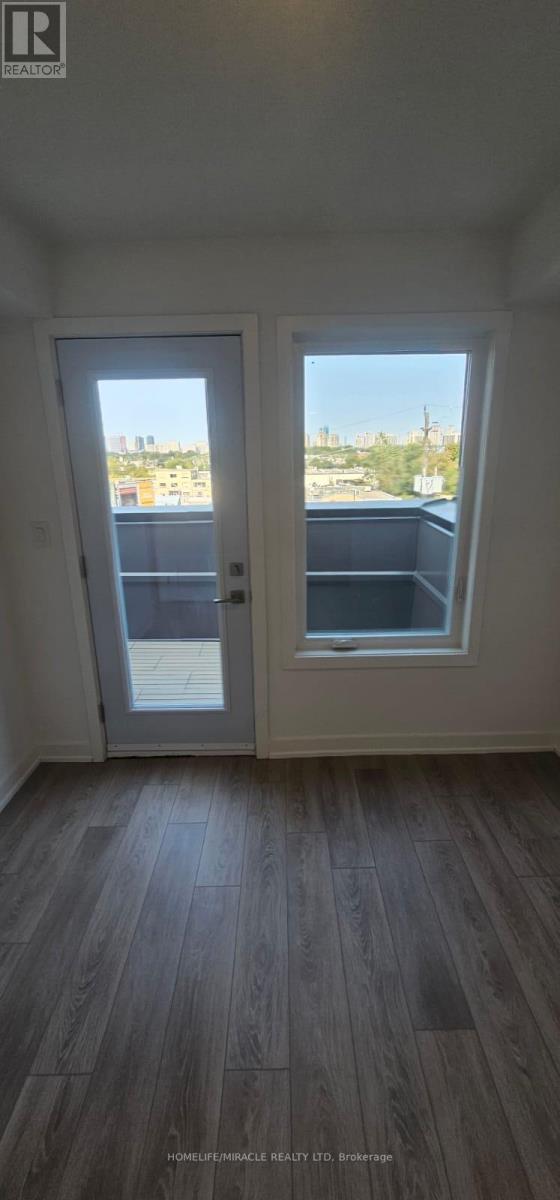 2 - 1491 O'connor Drive, Toronto, Ontario  M4B 0A7 - Photo 15 - E12452931