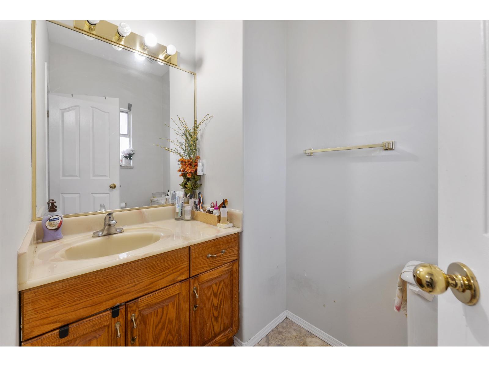 12246 64a Avenue, Surrey, British Columbia  V3W 3R8 - Photo 18 - R3056620
