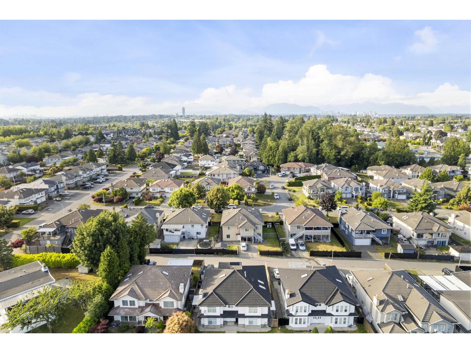 12246 64a Avenue, Surrey, British Columbia  V3W 3R8 - Photo 40 - R3056620