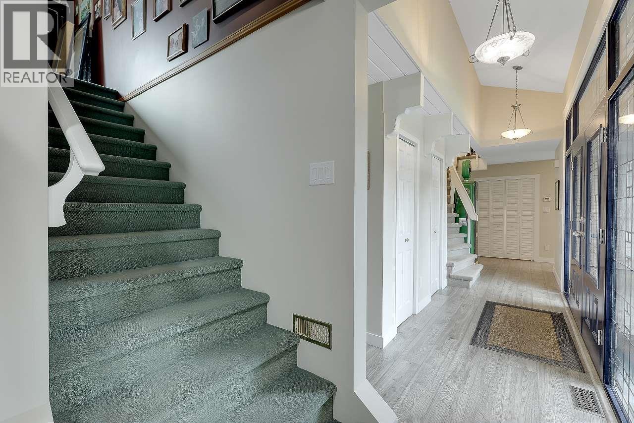 20214 Patterson Avenue, Maple Ridge, British Columbia  V2X 2P4 - Photo 17 - R3055838