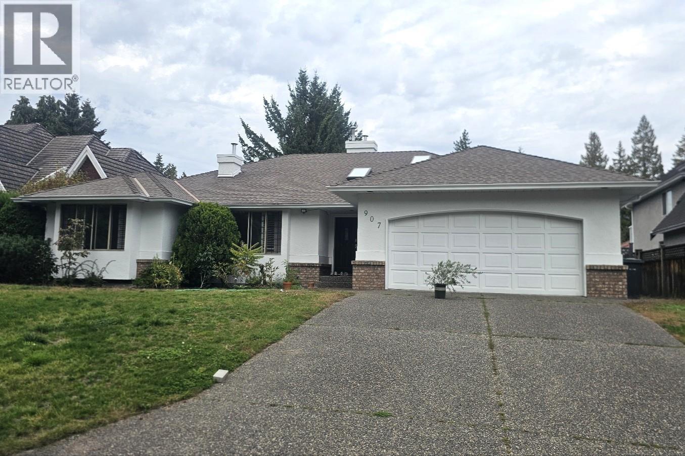 907 SPRICE AVENUE, Coquitlam, British Columbia