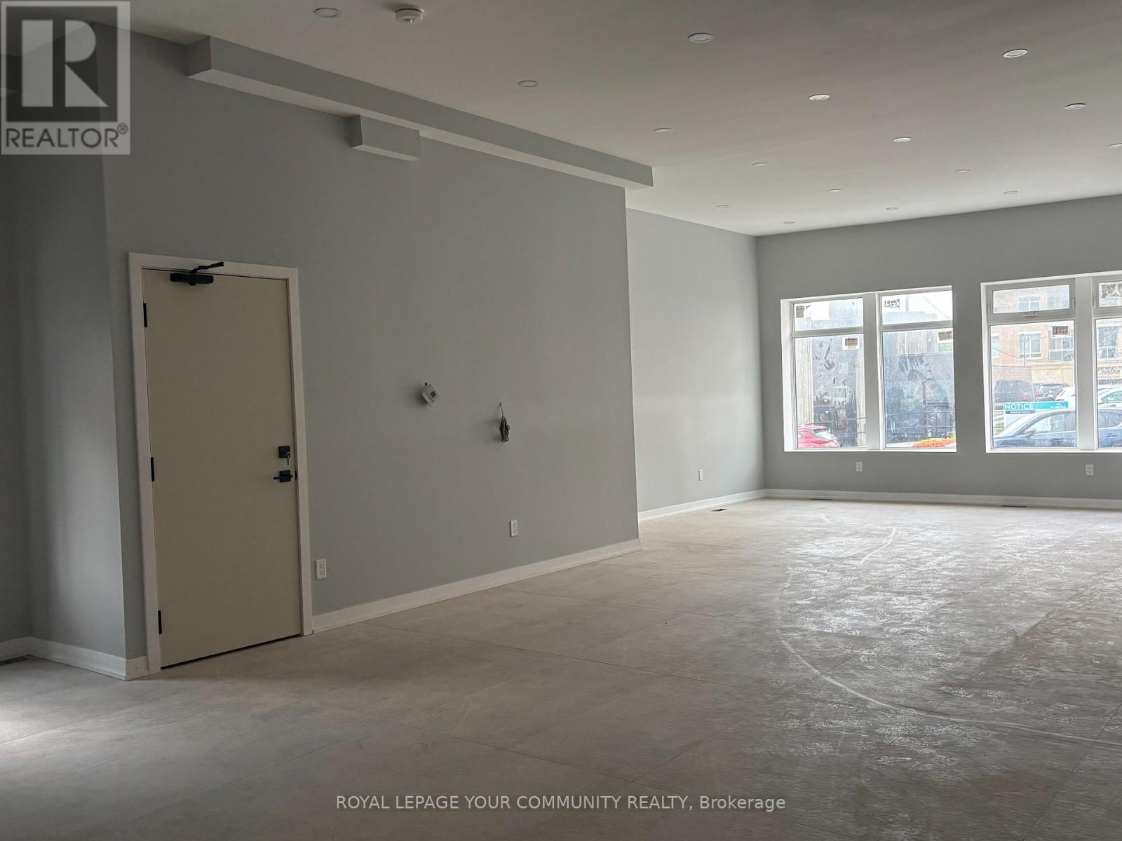 MAIN - 9 WELLINGTON STREET E, Aurora, Ontario