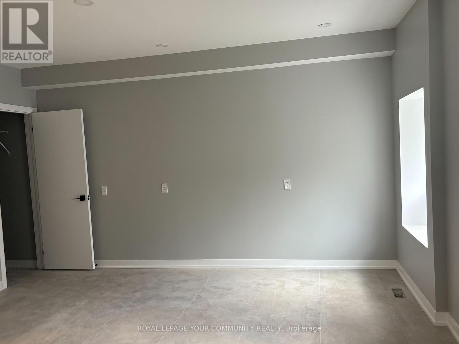 Main - 9 Wellington Street E, Aurora, Ontario  L4G 1H4 - Photo 5 - N12452853