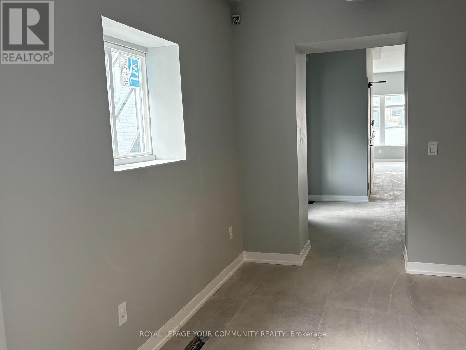 Main - 9 Wellington Street E, Aurora, Ontario  L4G 1H4 - Photo 6 - N12452853