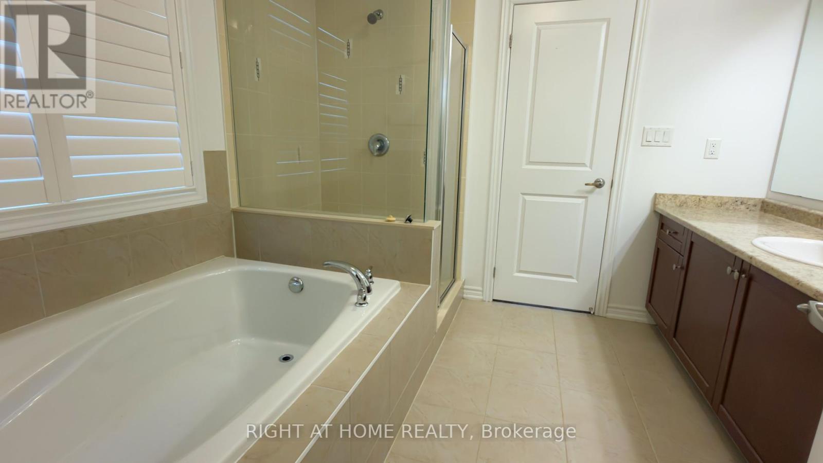 68 Dowling Road, New Tecumseth, Ontario  L9R 1V2 - Photo 16 - N12452854