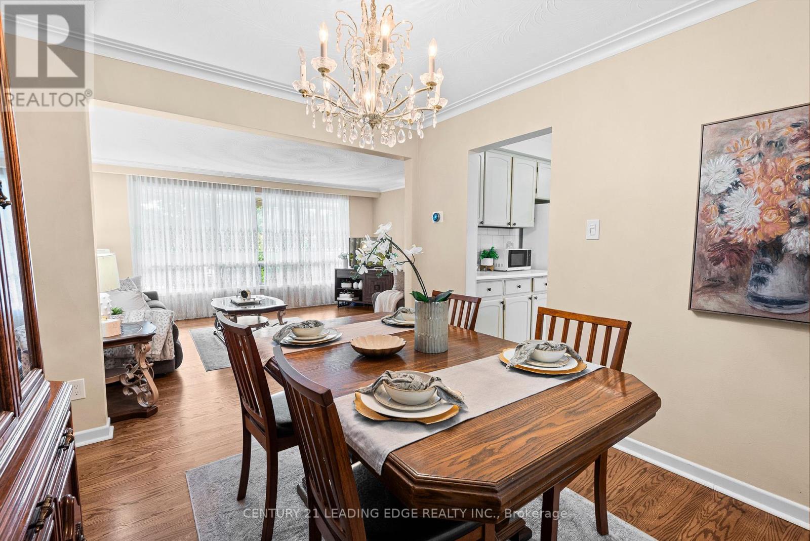 3651 Broomhill Crescent, Mississauga, Ontario  L4Y 3N5 - Photo 12 - W12370480