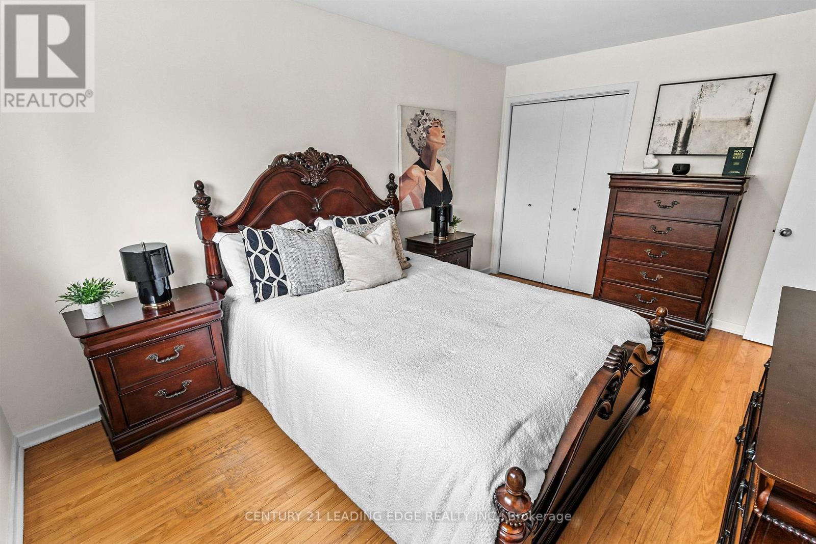 3651 Broomhill Crescent, Mississauga, Ontario  L4Y 3N5 - Photo 21 - W12370480