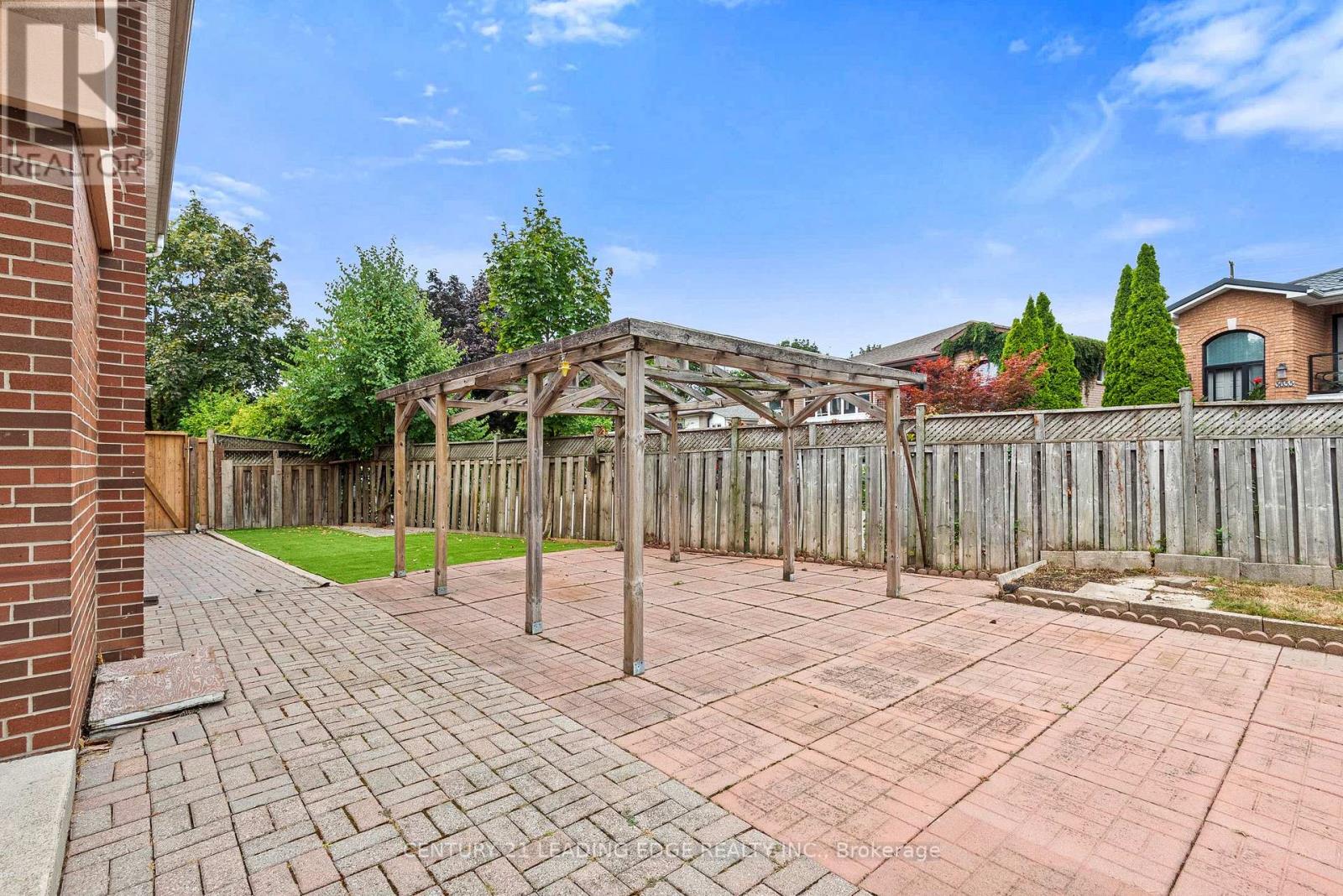 3651 Broomhill Crescent, Mississauga, Ontario  L4Y 3N5 - Photo 40 - W12370480