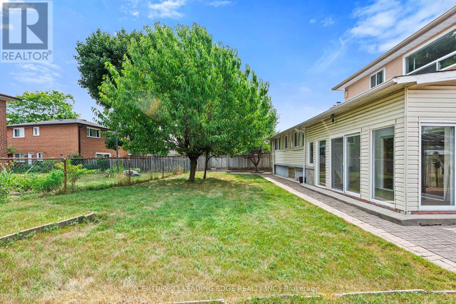 3651 Broomhill Crescent, Mississauga, Ontario  L4Y 3N5 - Photo 43 - W12370480
