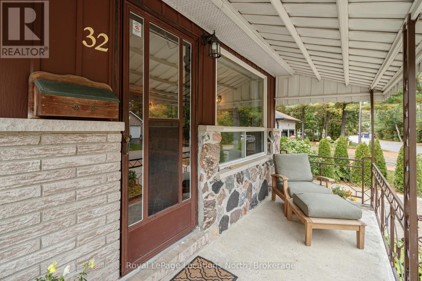 32 57th Street S, Wasaga Beach, Ontario  L9Z 1W5 - Photo 4 - S12452968