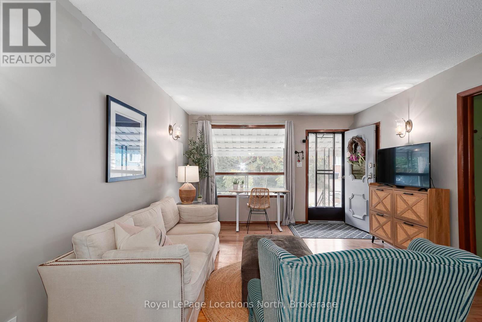 32 57th Street S, Wasaga Beach, Ontario  L9Z 1W5 - Photo 7 - S12452968