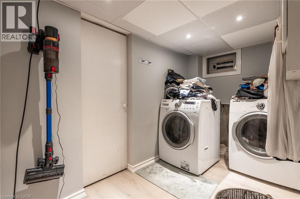 99 East 36th Street, Hamilton, Ontario  L8V 3Z2 - Photo 33 - 40777691