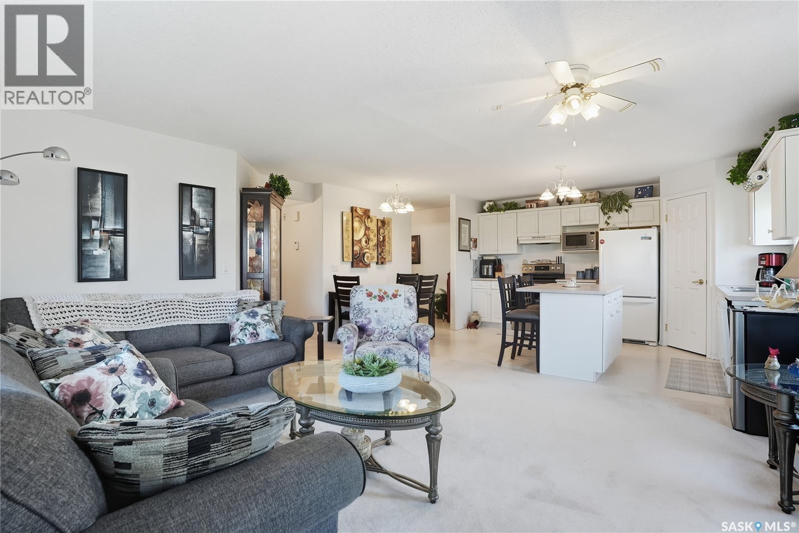 302 934 Heritage View, Saskatoon, Saskatchewan  S7H 5R9 - Photo 2 - SK019037