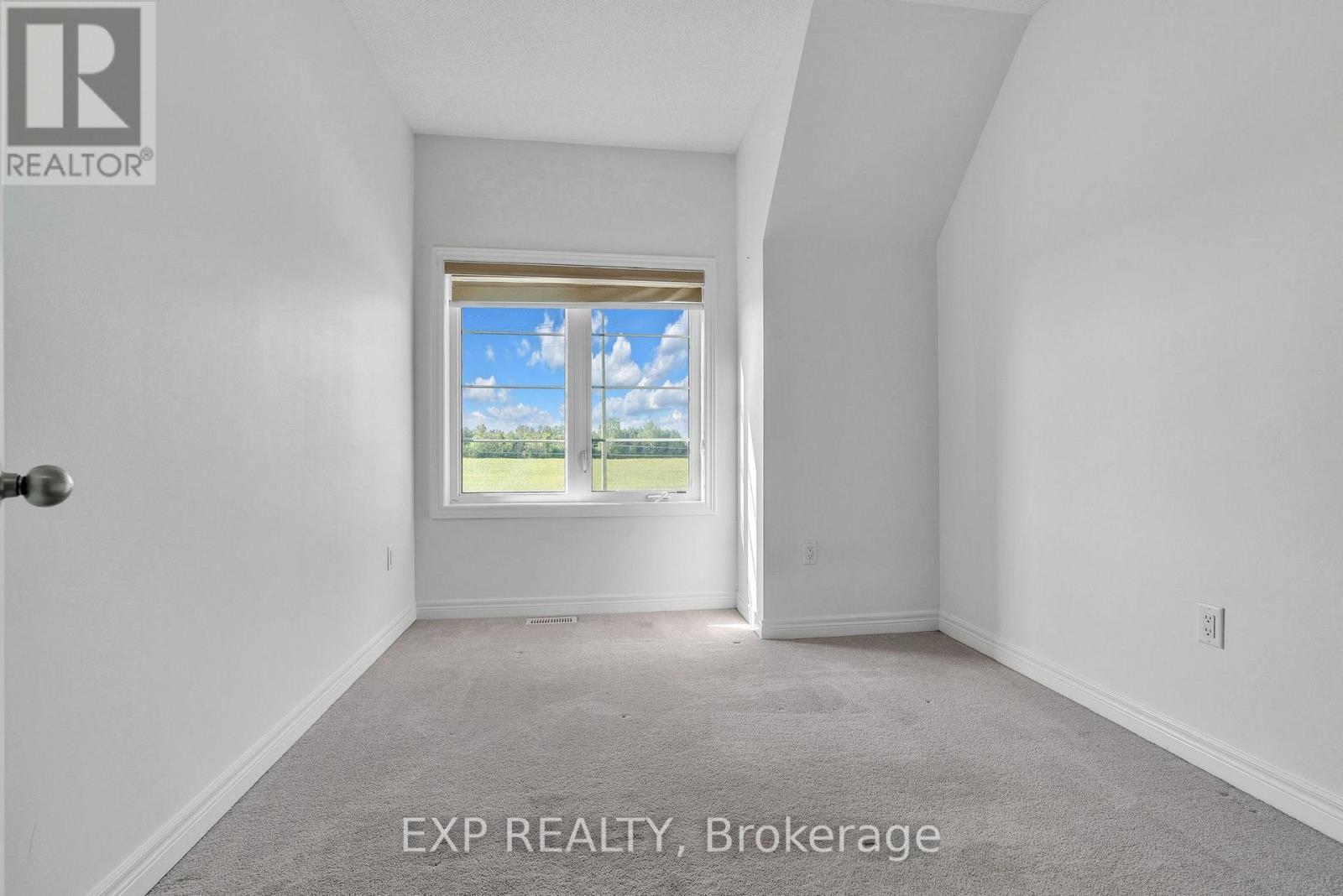 96 Fruitvale Circle, Brampton, Ontario  L7A 5B9 - Photo 17 - W12452816