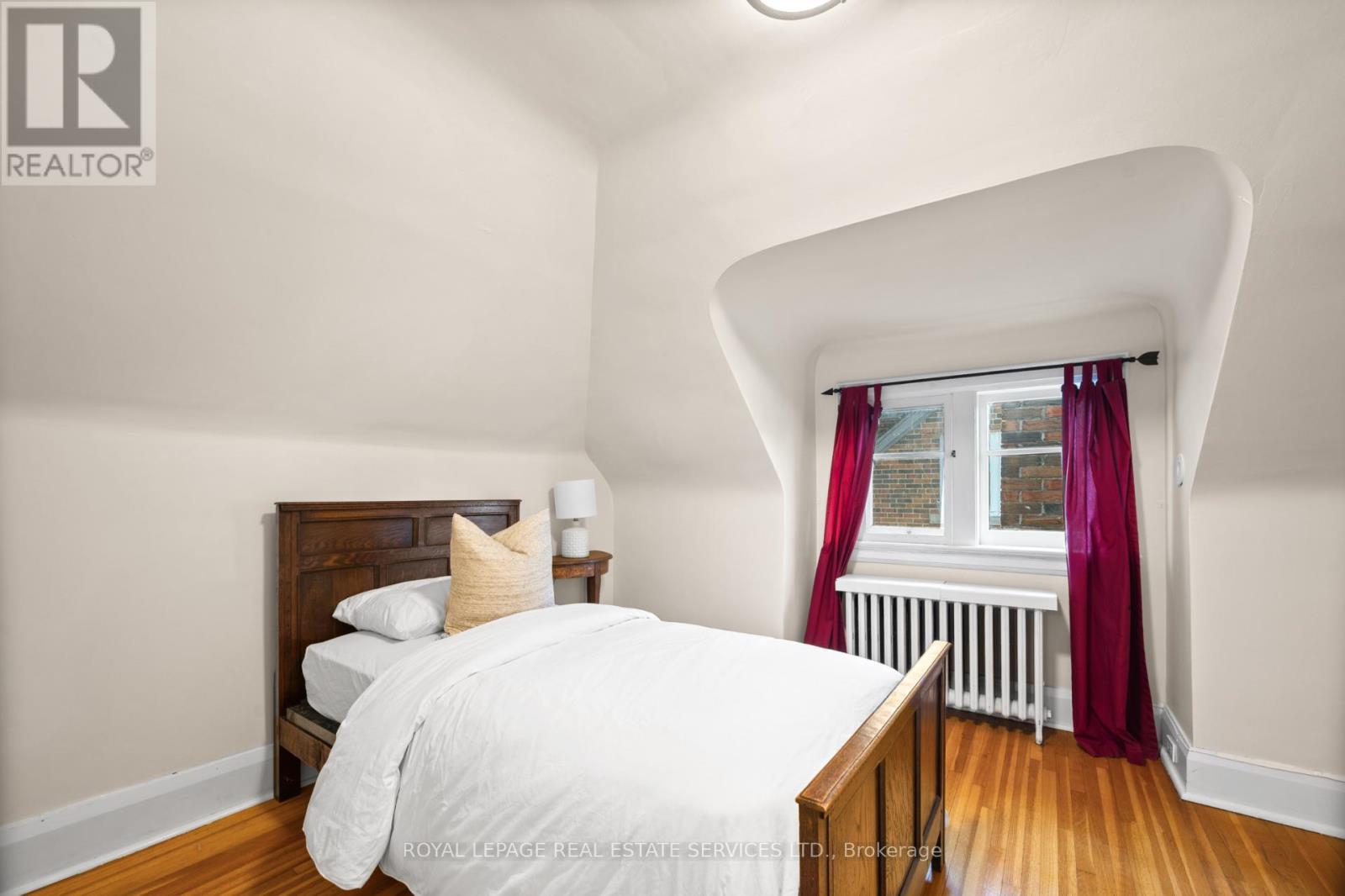 64 Grenview Boulevard N, Toronto, Ontario  M8X 2K4 - Photo 25 - W12452830
