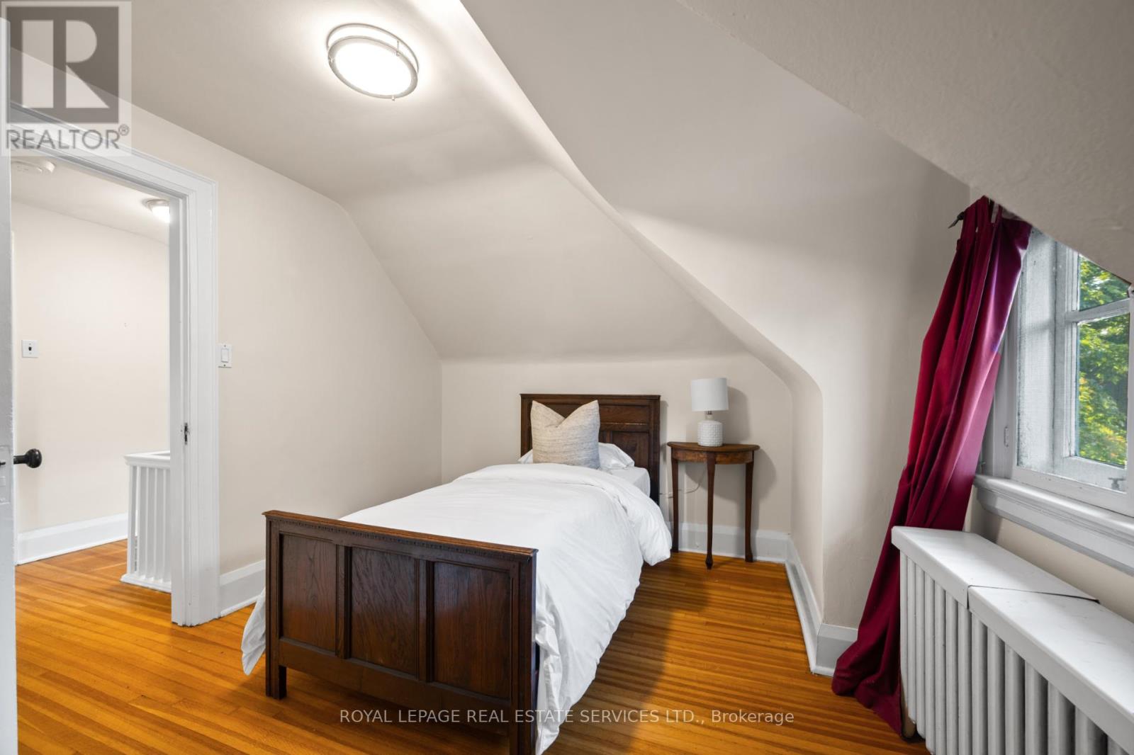64 Grenview Boulevard N, Toronto, Ontario  M8X 2K4 - Photo 26 - W12452830