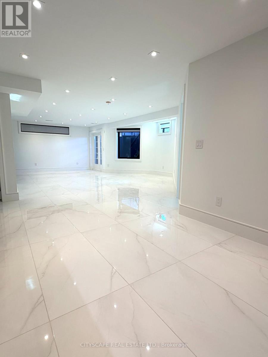 155 Lake Promenade, Toronto, Ontario  M8W 1A6 - Photo 3 - W12452833