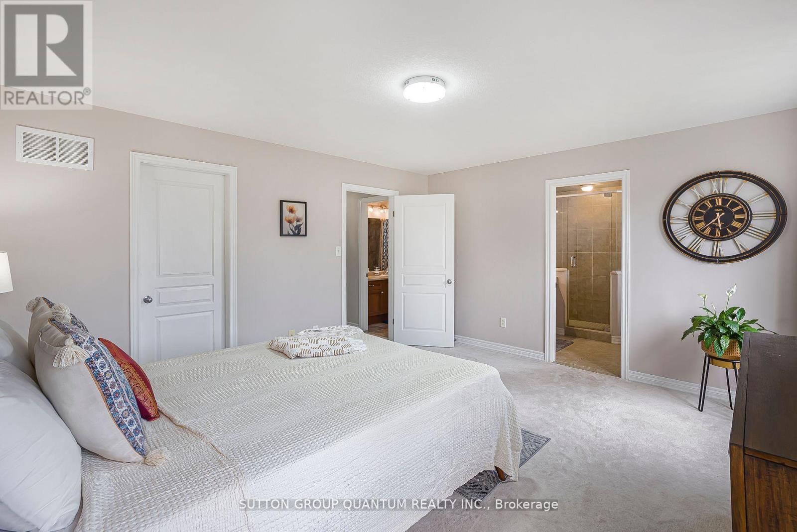 2467 Millstone Drive, Oakville, Ontario  L6M 0H6 - Photo 24 - W12452861