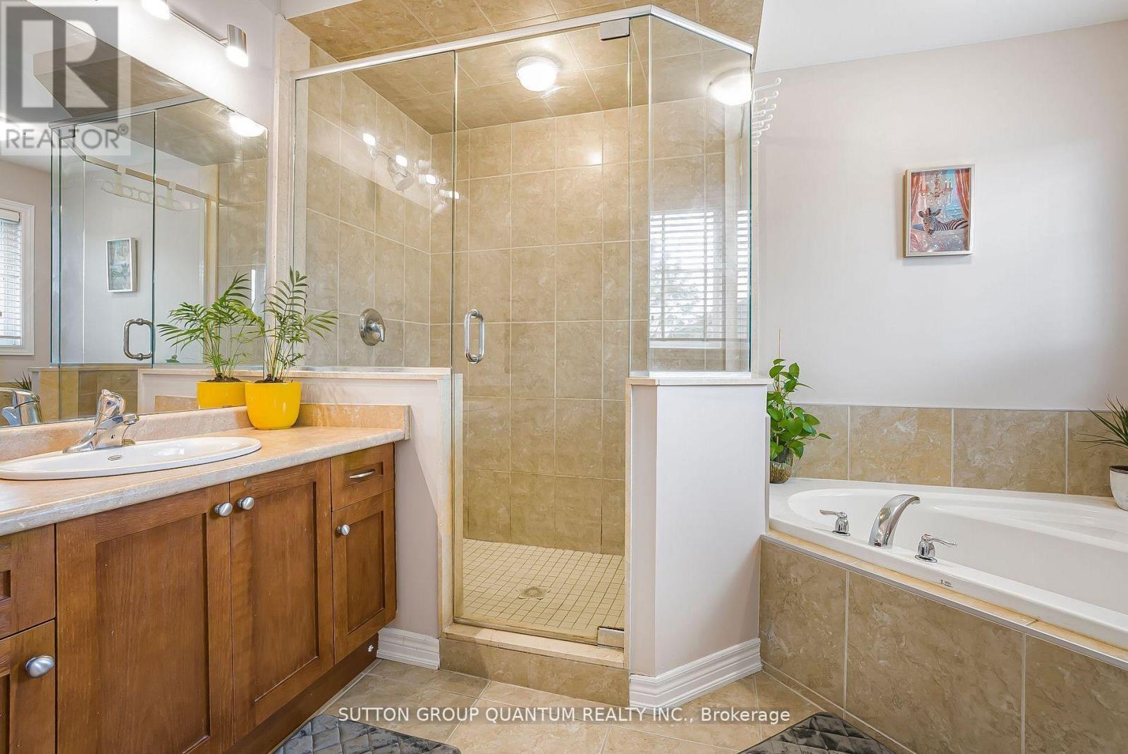 2467 Millstone Drive, Oakville, Ontario  L6M 0H6 - Photo 32 - W12452861