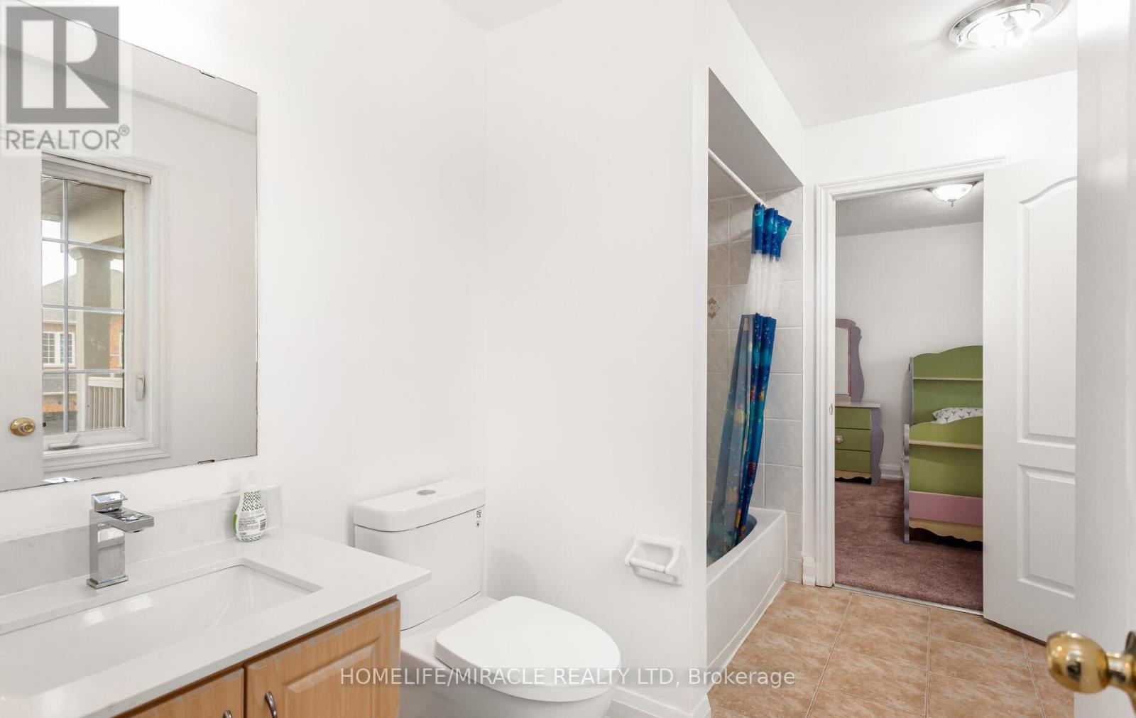 20 Atira Avenue, Brampton, Ontario  L7A 3T3 - Photo 27 - W12452866