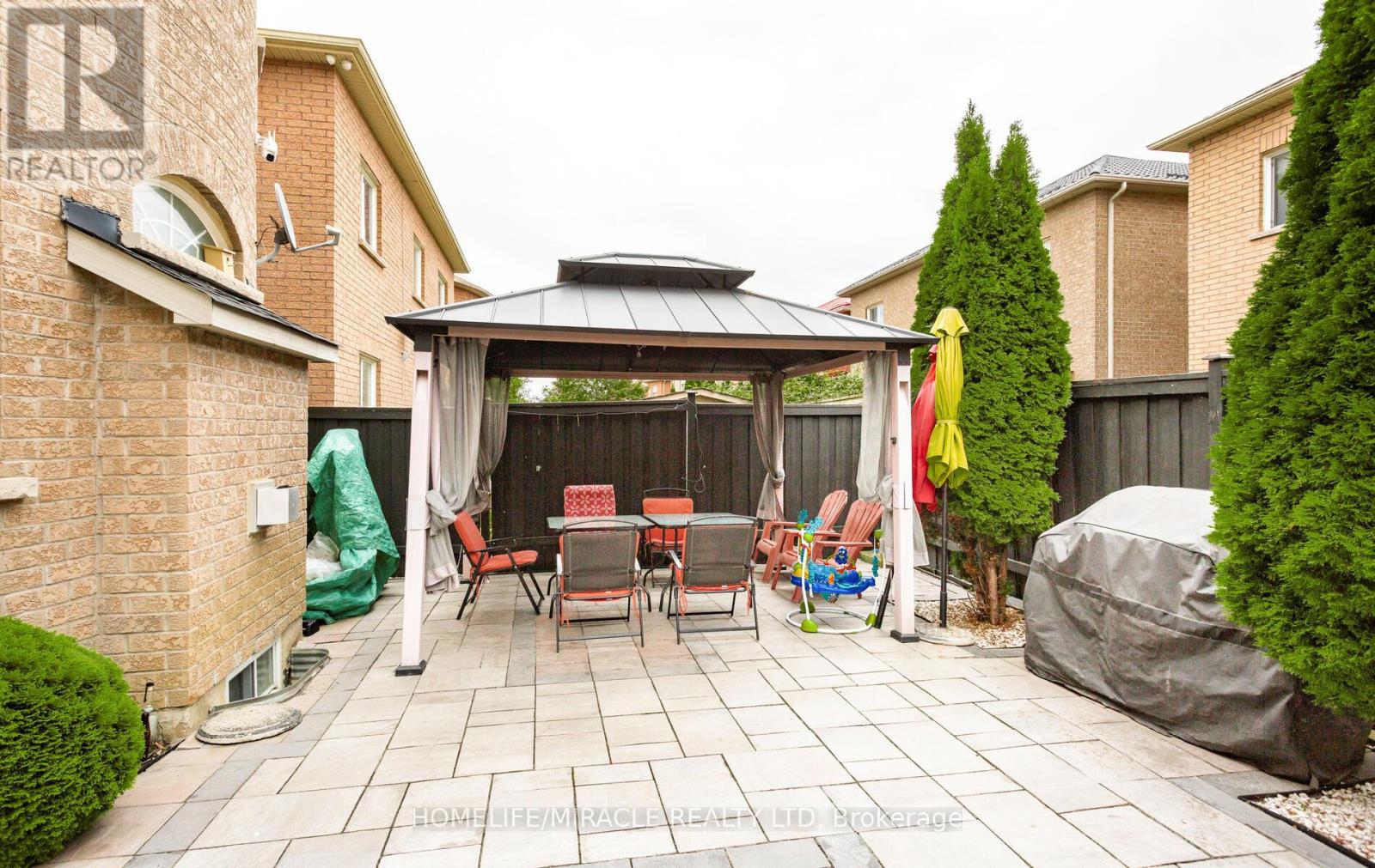 20 Atira Avenue, Brampton, Ontario  L7A 3T3 - Photo 48 - W12452866