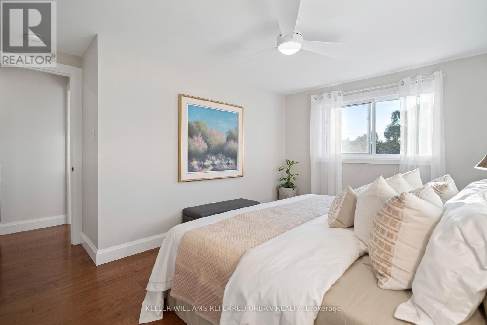 238 Slater Crescent, Oakville, Ontario  L6K 2C8 - Photo 17 - W12452871