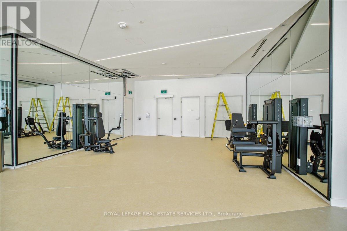 4301 - 3900 Confederation Parkway, Mississauga, Ontario  L5B 0M3 - Photo 31 - W12452890