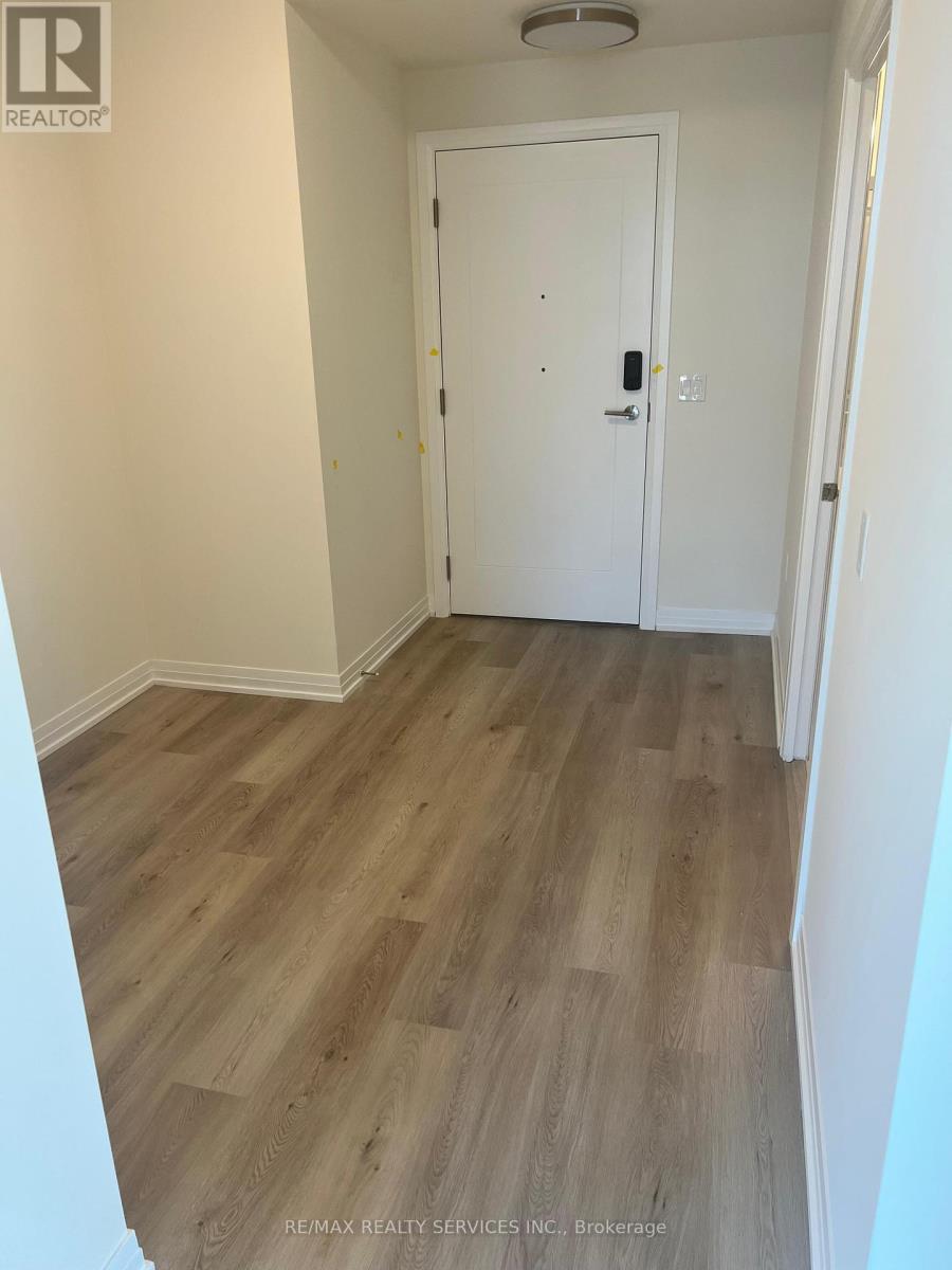 1209 - 15 Watergarden Drive, Mississauga, Ontario  L5R 1B2 - Photo 3 - W12452897