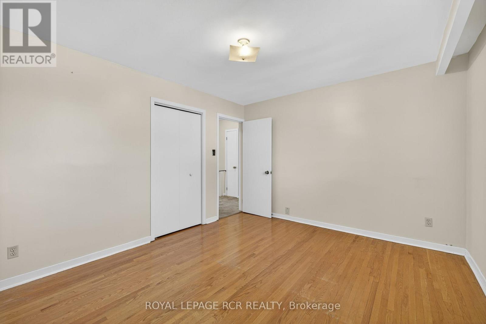 8 Cross Street, Toronto, Ontario  M9N 2B9 - Photo 23 - W12452906