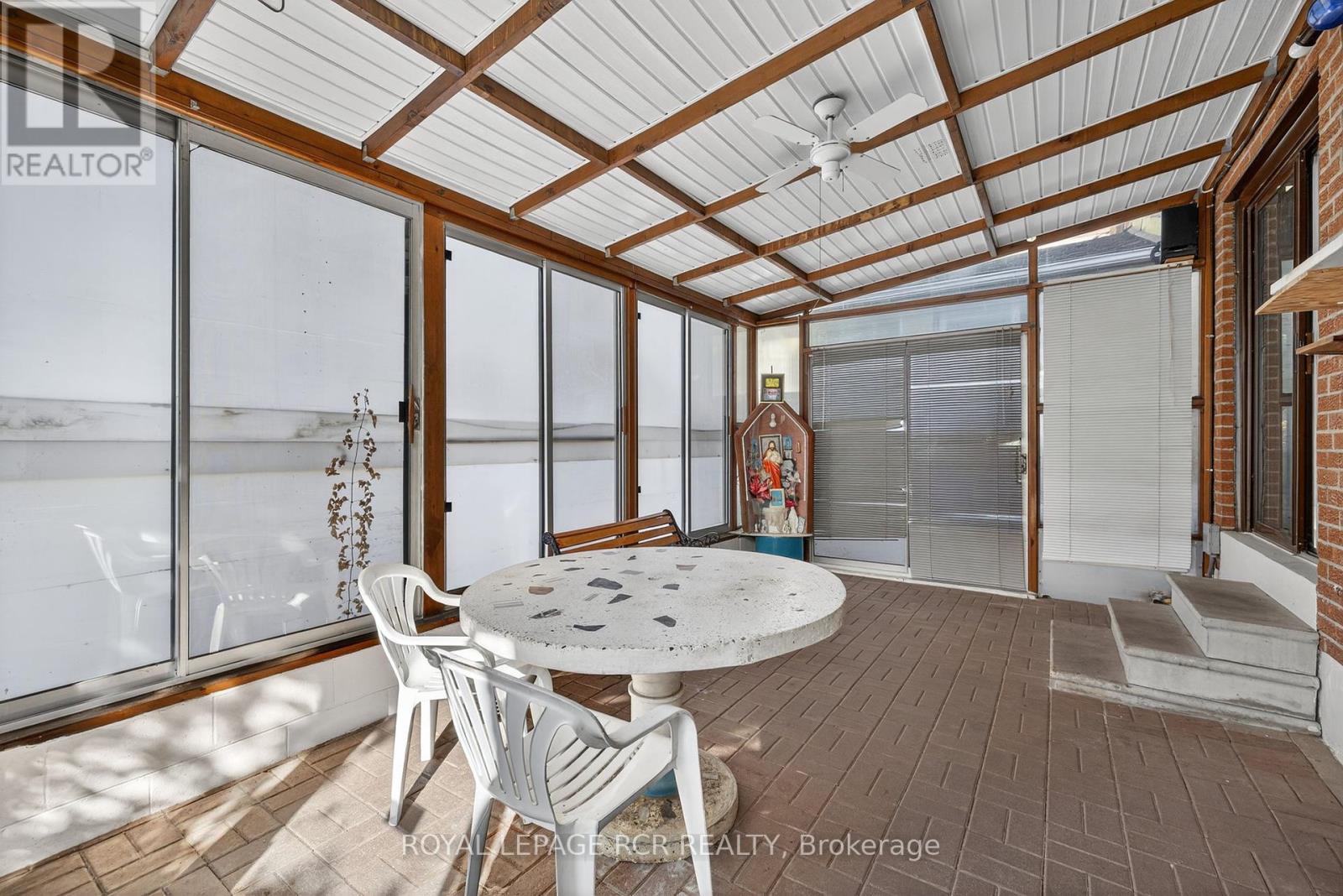 8 Cross Street, Toronto, Ontario  M9N 2B9 - Photo 37 - W12452906