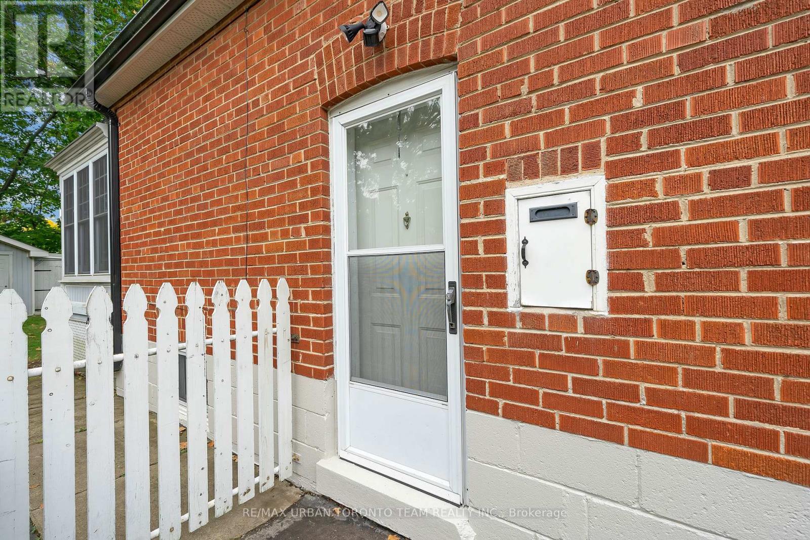 25 Westhead Road, Toronto, Ontario  M8W 4R7 - Photo 28 - W12452914