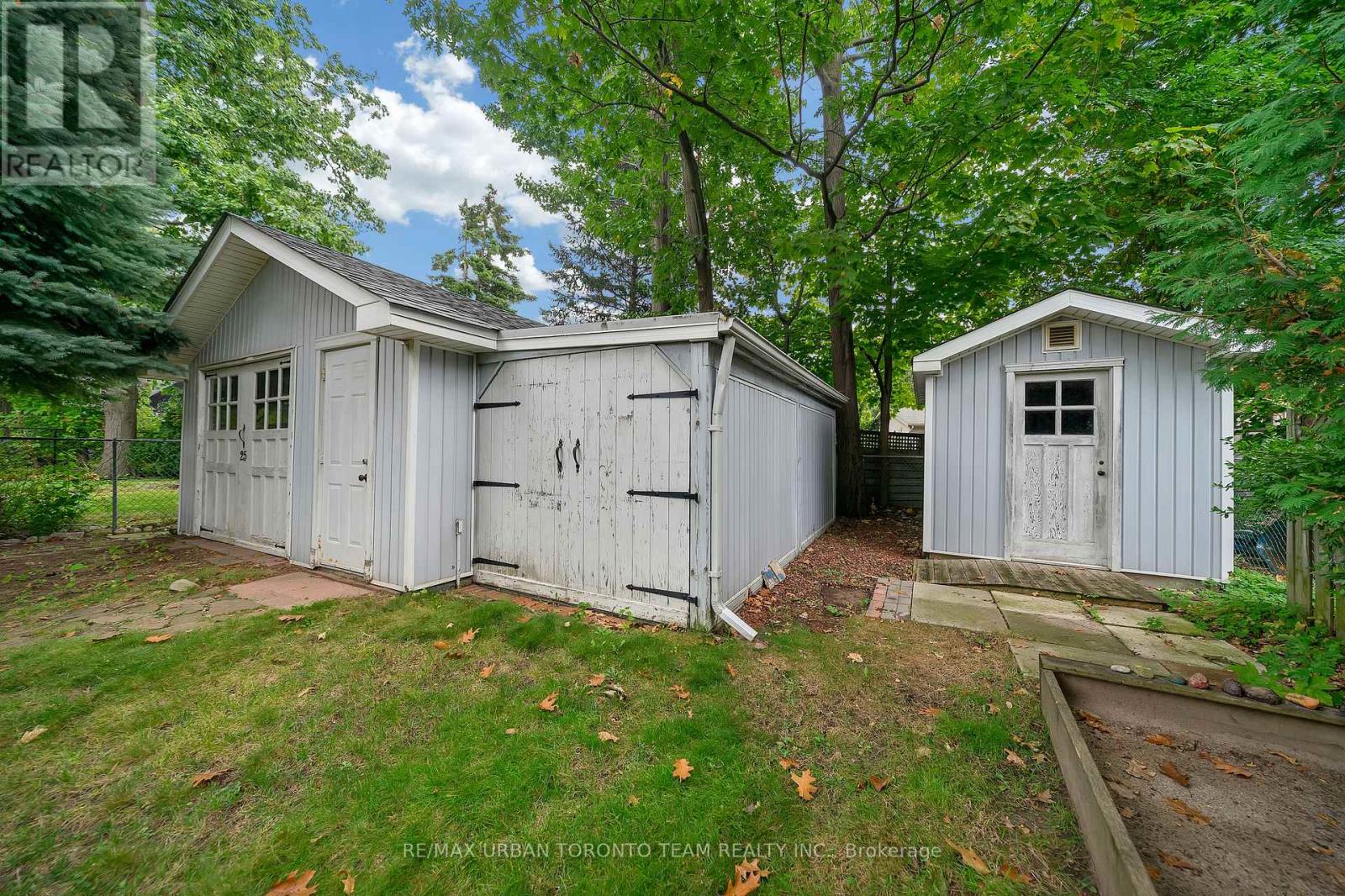 25 Westhead Road, Toronto, Ontario  M8W 4R7 - Photo 35 - W12452914