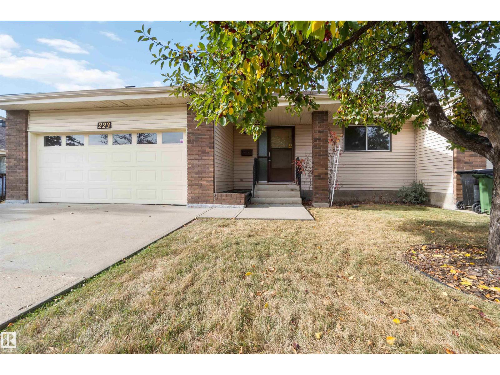 223 Oeming Rd Nw Nw, Edmonton, Alberta  T6R 1M1 - Photo 3 - E4461375