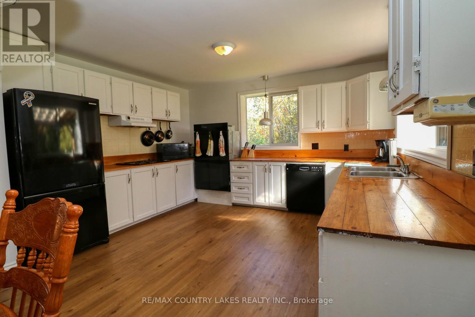 1364 Farms Road, Kawartha Lakes, Ontario  K0M 2T0 - Photo 7 - X12452821