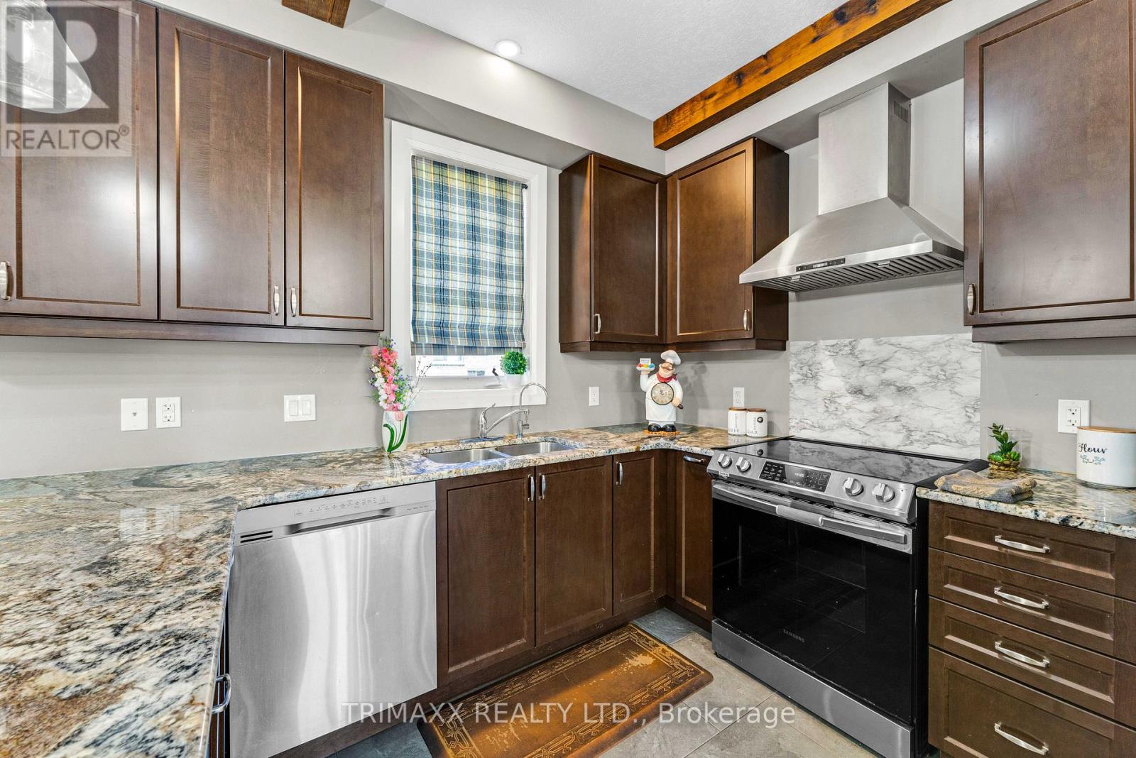 103 Links Crescent, Woodstock, Ontario  N4T 0K7 - Photo 12 - X12452824
