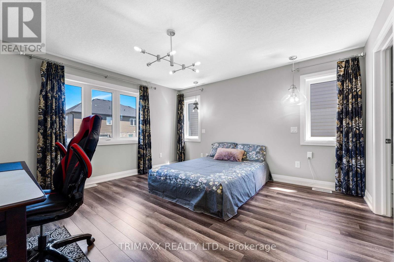103 Links Crescent, Woodstock, Ontario  N4T 0K7 - Photo 22 - X12452824