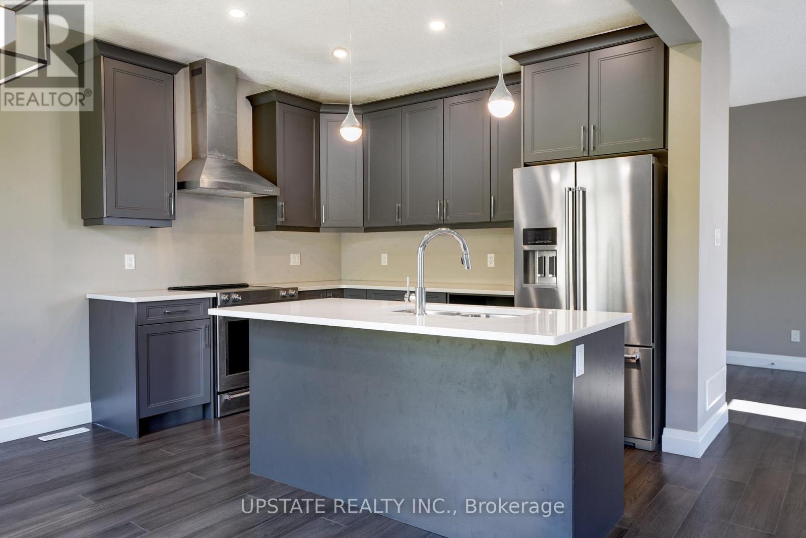 2694 Bobolink Lane, London South, Ontario  N6M 0J9 - Photo 8 - X12452851