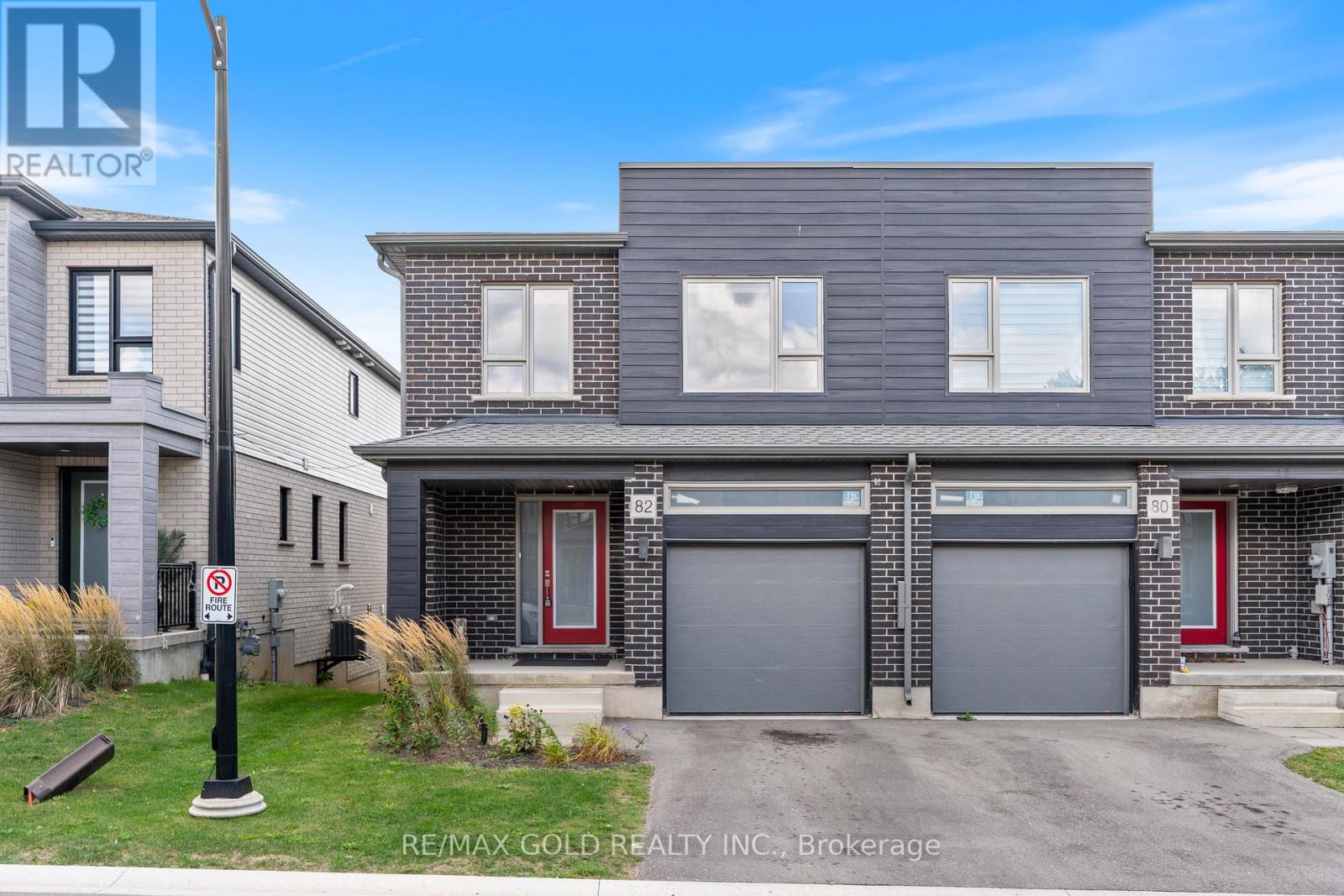 82 PONY WAY, Kitchener, Ontario