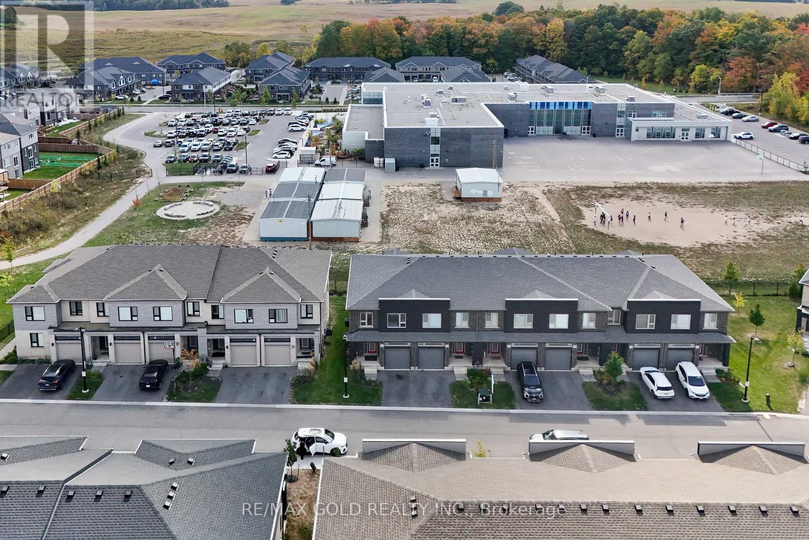 82 Pony Way, Kitchener, Ontario  N2R 0R2 - Photo 47 - X12452896