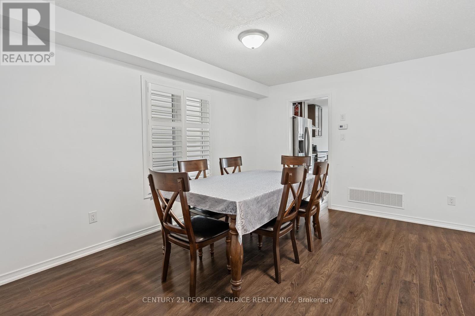 7822 Juneberry Drive, Niagara Falls, Ontario  L2H 0N1 - Photo 8 - X12452908