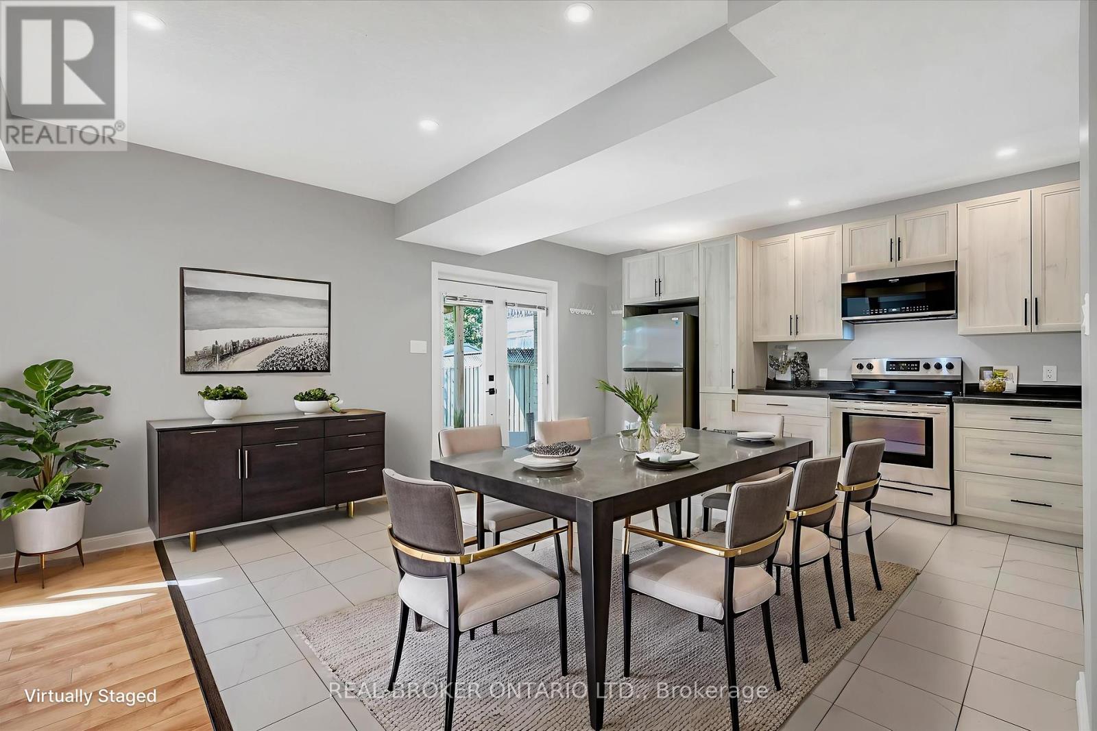 Lower - 99 Langlaw Drive, Cambridge, Ontario  N1P 1J1 - Photo 3 - X12452926