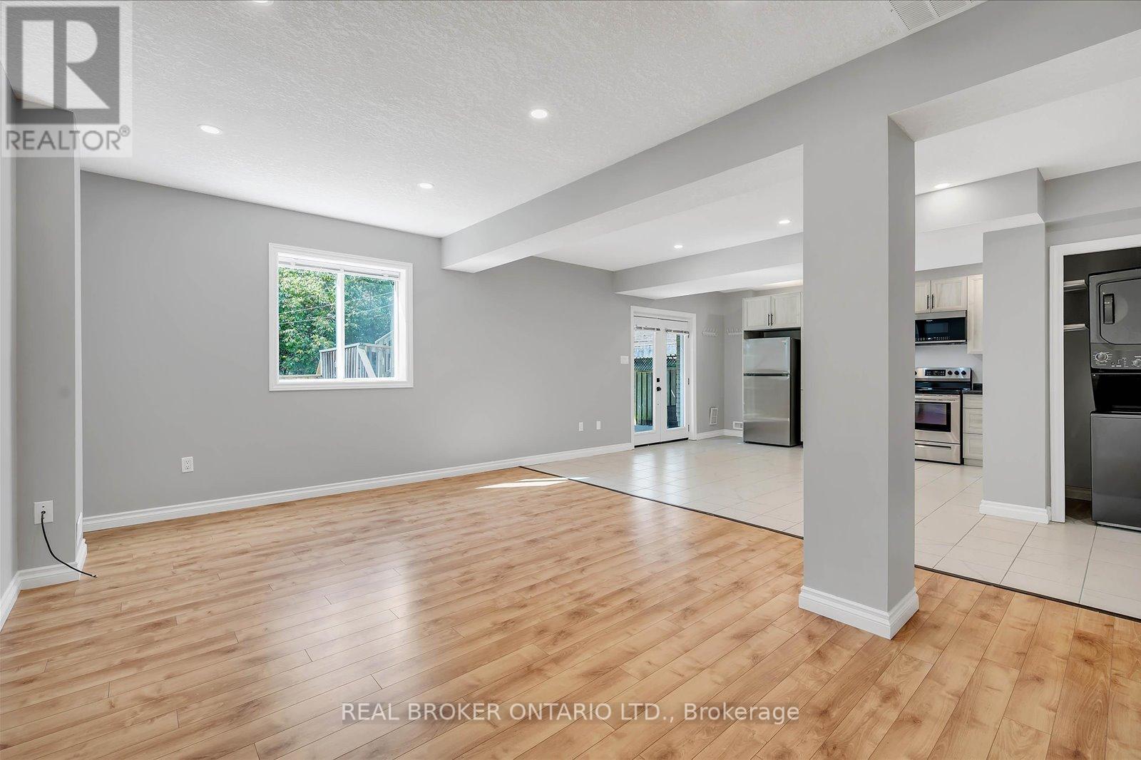 Lower - 99 Langlaw Drive, Cambridge, Ontario  N1P 1J1 - Photo 9 - X12452926