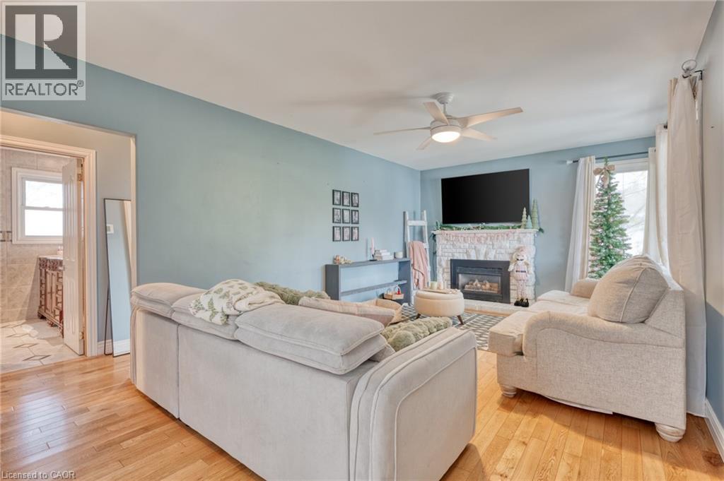 99 East 36th Street, Hamilton, Ontario  L8V 3Z2 - Photo 11 - 40777737