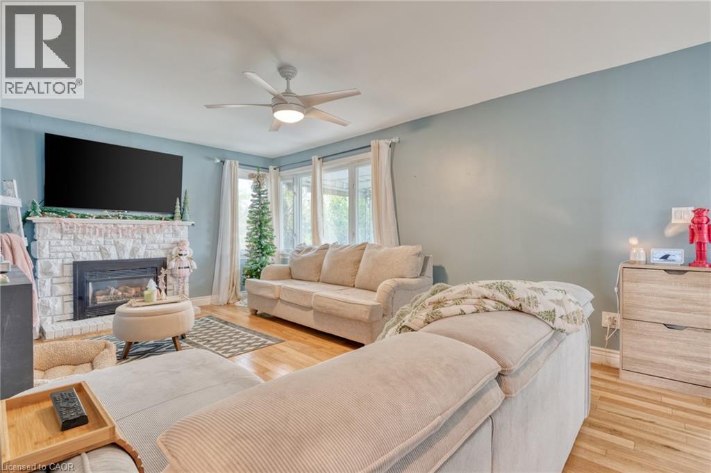 99 East 36th Street, Hamilton, Ontario  L8V 3Z2 - Photo 12 - 40777737