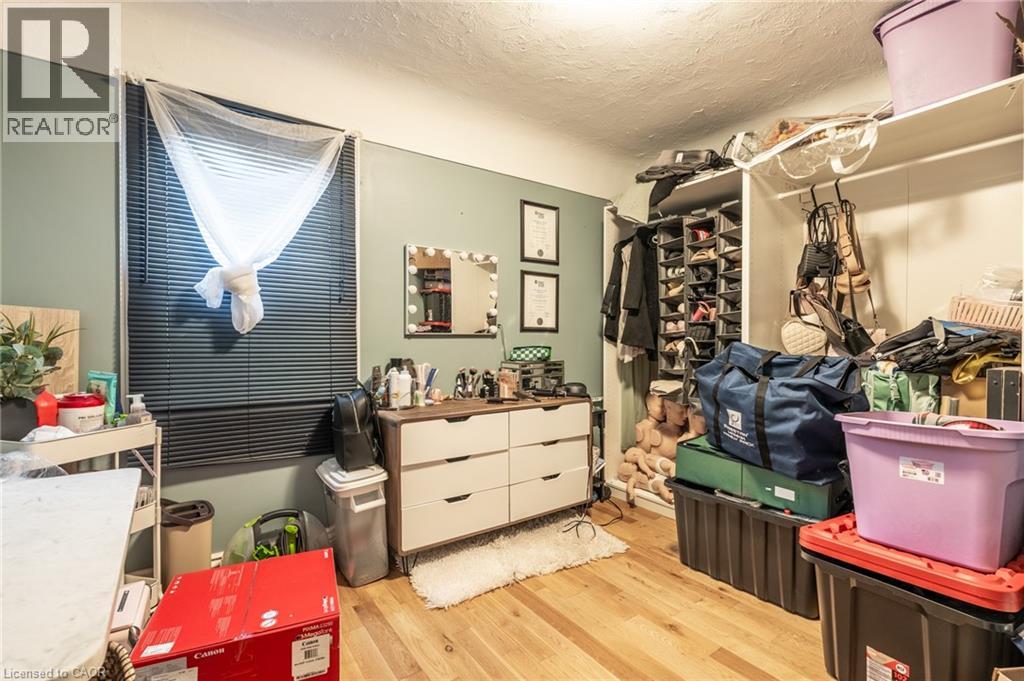 99 East 36th Street, Hamilton, Ontario  L8V 3Z2 - Photo 17 - 40777737