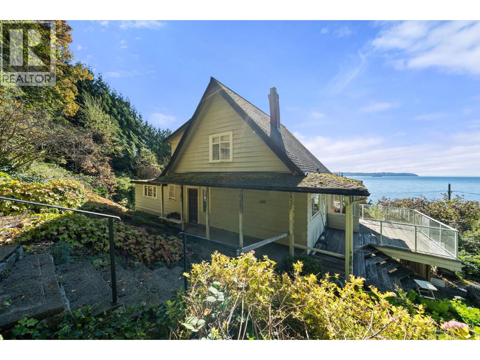 3721 Sunset Lane, West Vancouver, British Columbia  V7V 1N3 - Photo 3 - R3056847