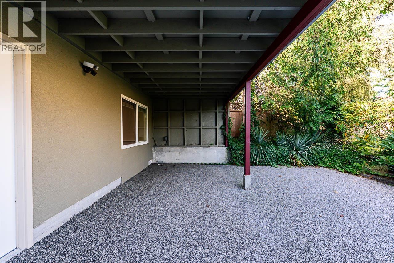 5225 Kincaid Street, Burnaby, British Columbia  V5G 1W1 - Photo 31 - R3056850