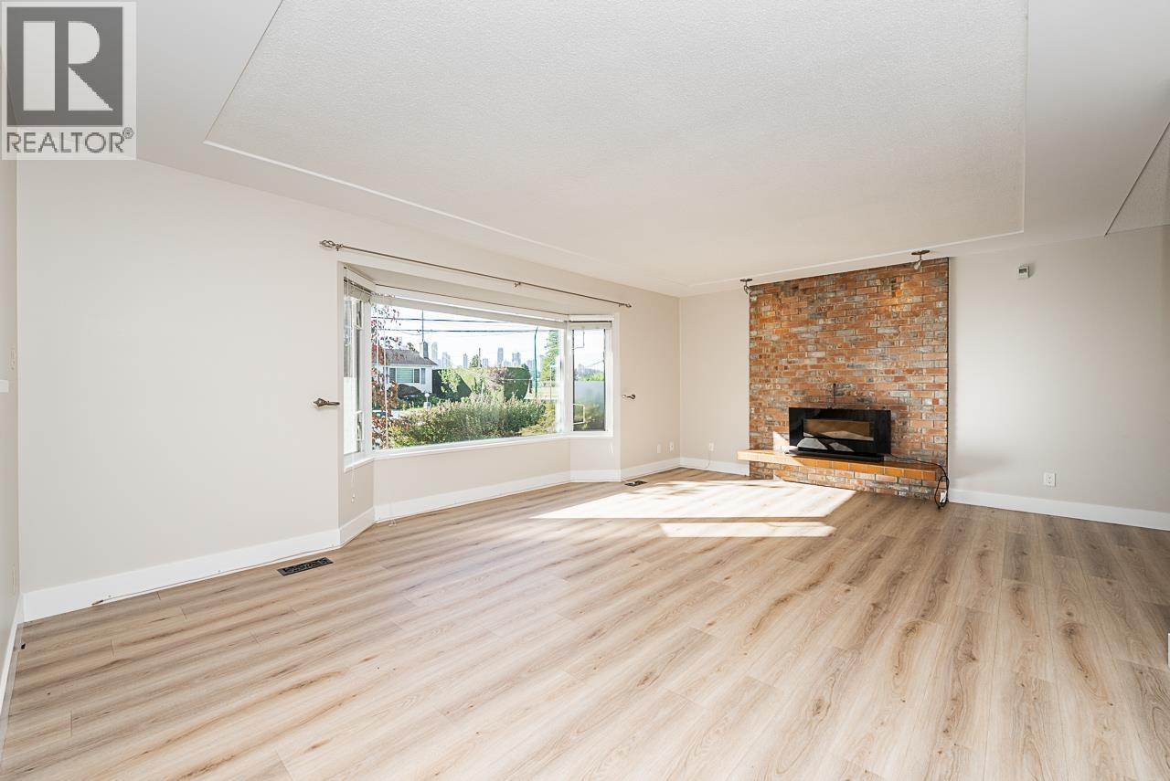 5225 Kincaid Street, Burnaby, British Columbia  V5G 1W1 - Photo 7 - R3056850
