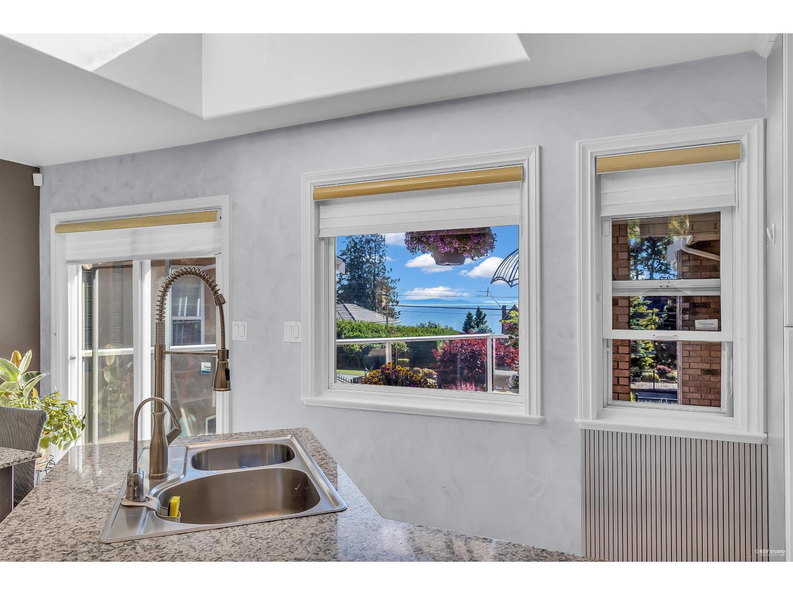 1768 Ocean Park Road, Surrey, British Columbia  V4A 3L9 - Photo 15 - R3056644