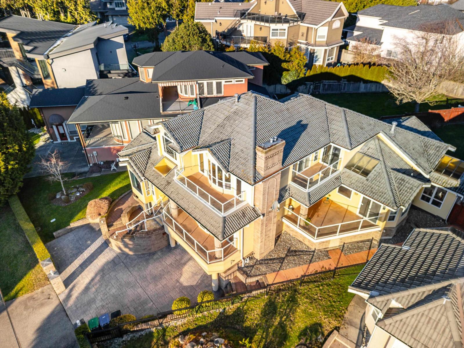 1768 Ocean Park Road, Surrey, British Columbia  V4A 3L9 - Photo 3 - R3056644